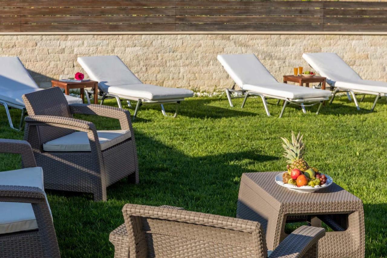Villa Nissos Linia Екстер'єр фото