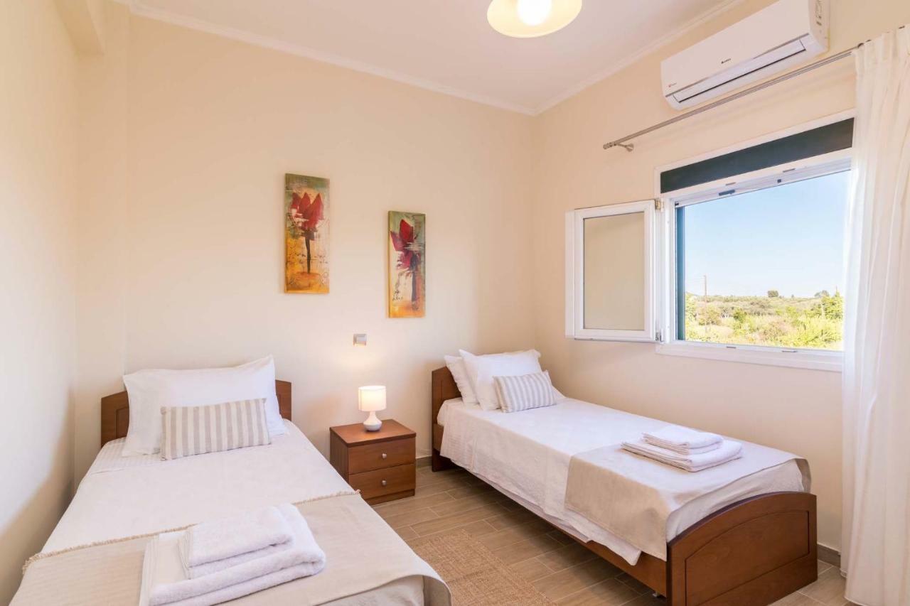 Villa Nissos Linia Екстер'єр фото
